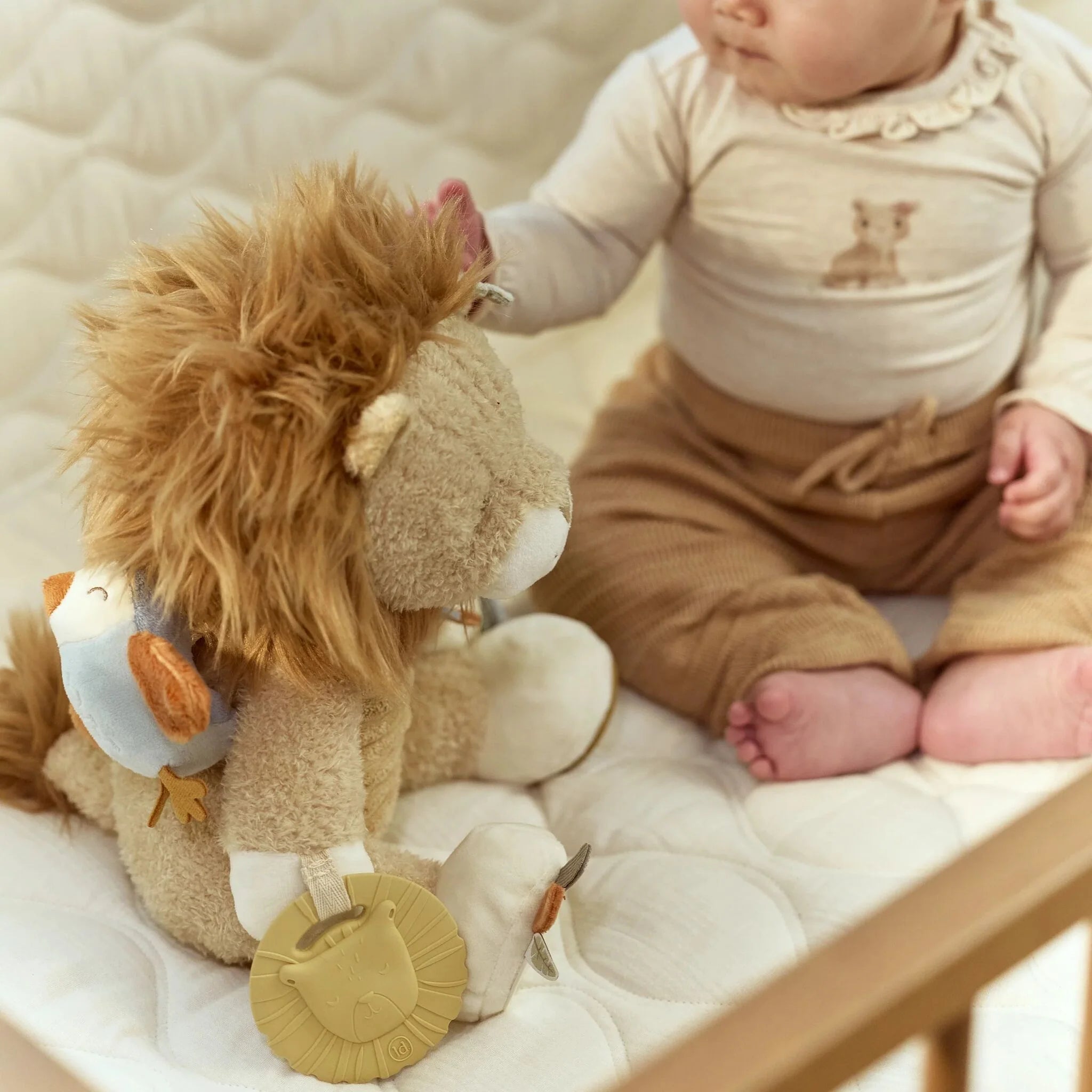 Little Dutch Activiteitenknuffel Leeuw