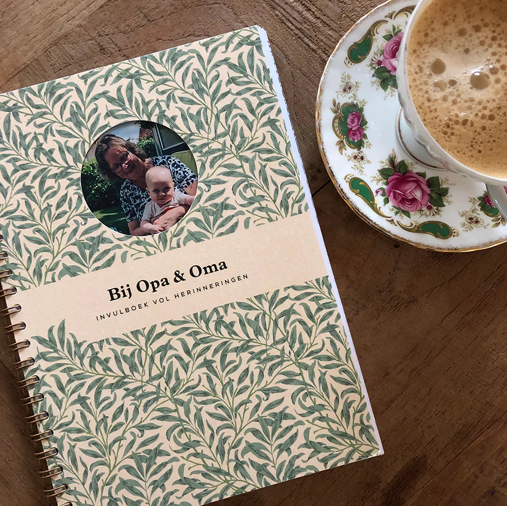 Bij Opa en Oma invulboek vol herinneringen