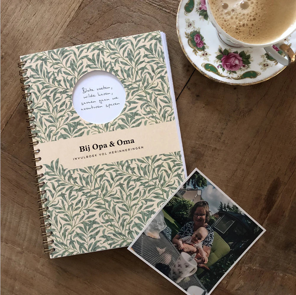 Bij Opa en Oma invulboek vol herinneringen
