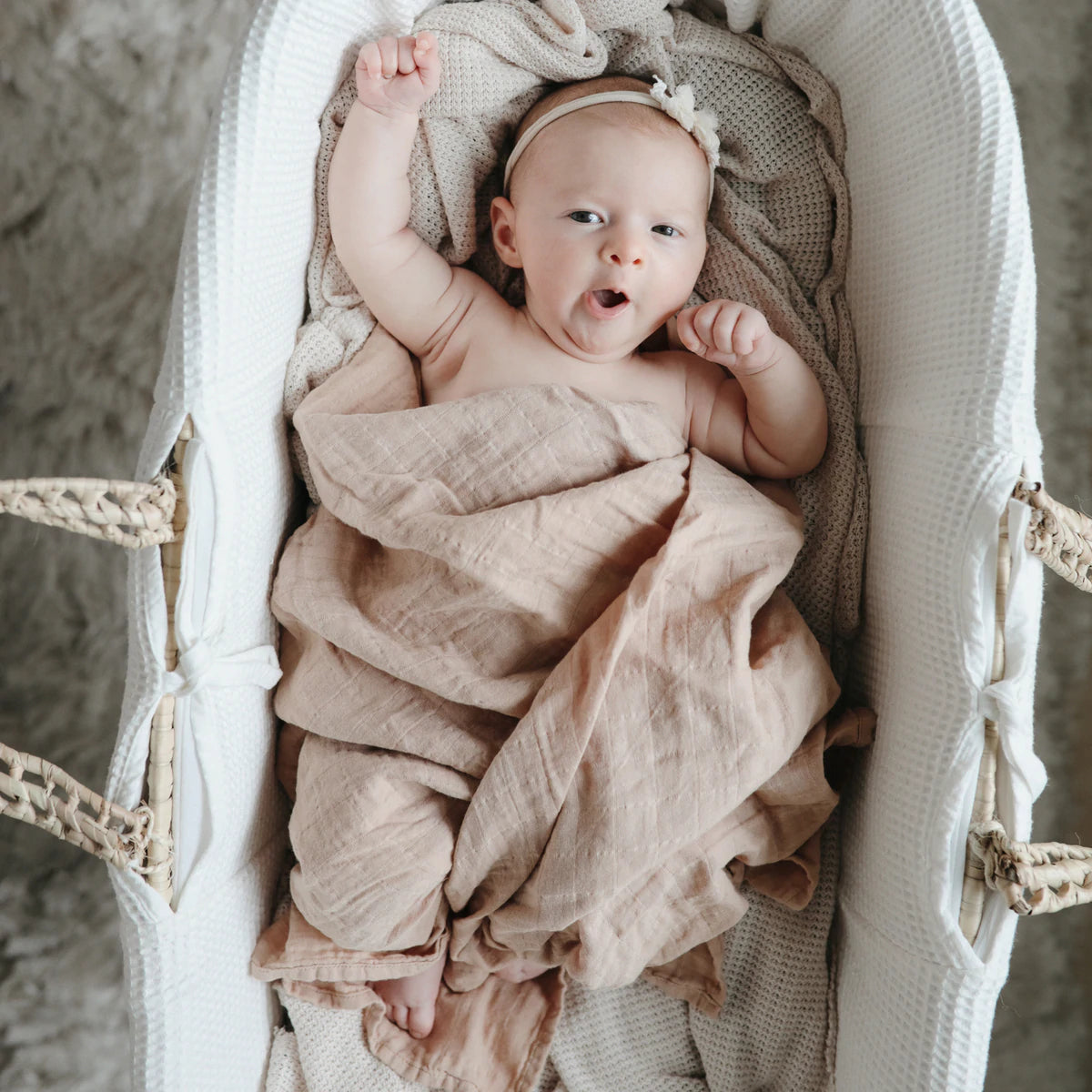 Mushie Swaddle 120x120cm
