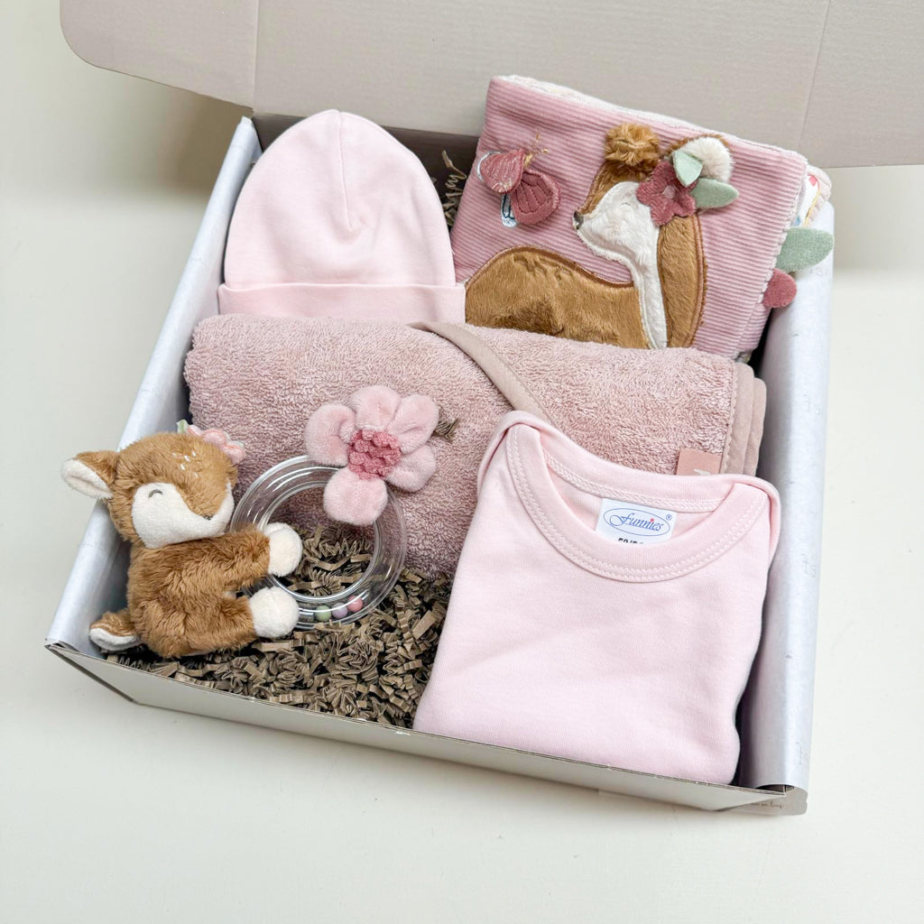 Kraamcadeau - Cadeaubox - Lieve hertje - Roze