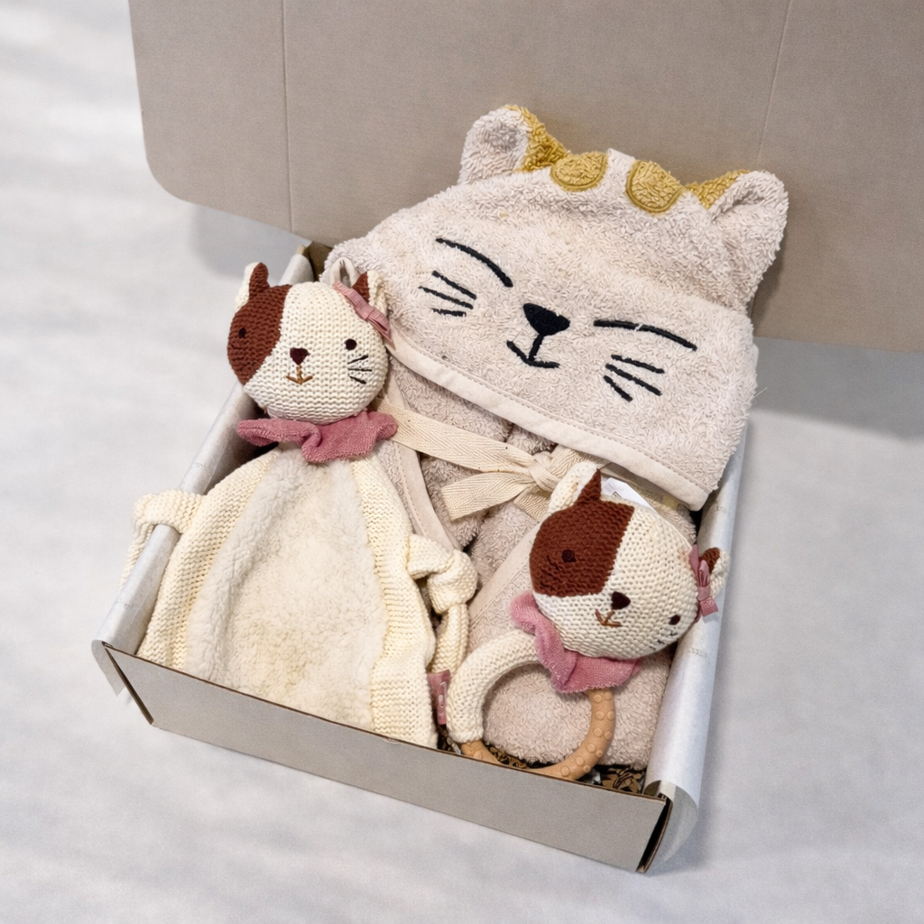 kraamcadeau cadeaubox baby cadeau met naam