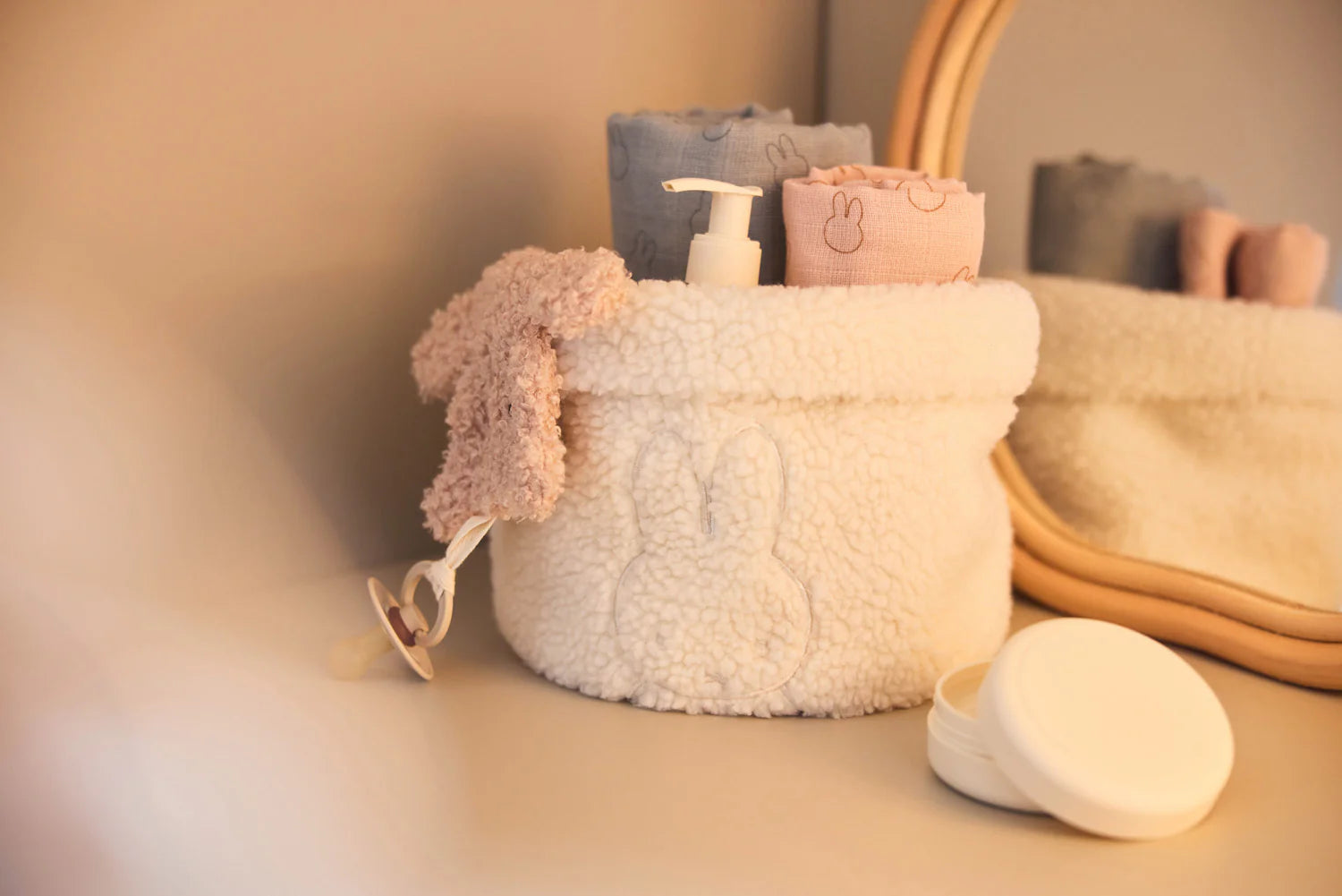 Hydrofiele Doek Small 70x70cm - Miffy Silhouettes - Sea green - 3 Stuks