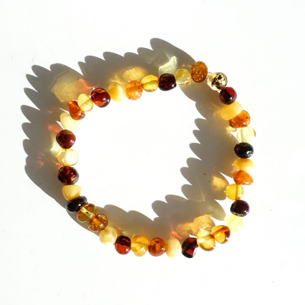     Mayli_Jewelry_Amberkleurige_Armband_voor_Volwassenen_Mix_www.solief.nl